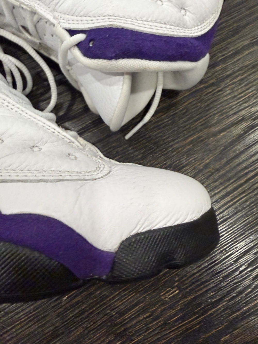 Air Jordan 13 Retro Lakers size 6Y - Picture 4 of 11